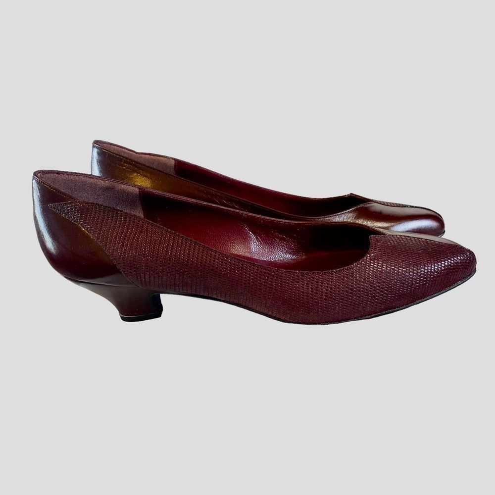 Vintage Stuart Weitzman Mr. Seymour Burgundy Leather Pumps Women’s 7.5AA